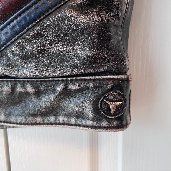 Vintage Taurus Genuine Leather Biker Jacket - Picture 6 of 15